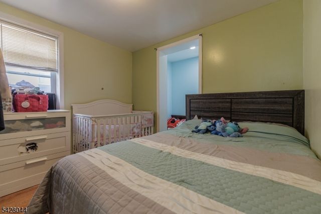 627 Van Buren Ave, Linden City, NJ 07036