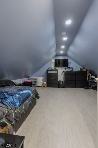 627 Van Buren Ave, Linden City, NJ 07036