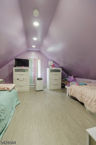 627 Van Buren Ave, Linden City, NJ 07036