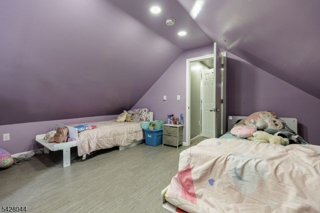 627 Van Buren Ave, Linden City, NJ 07036