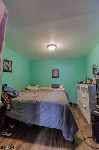 627 Van Buren Ave, Linden City, NJ 07036