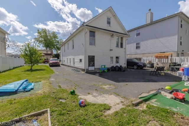627 Van Buren Ave, Linden City, NJ 07036