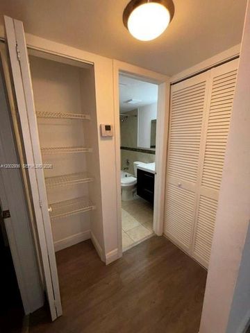 3410 Foxcroft Rd 208, Miramar, FL 33025