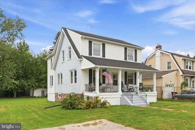 10 W TOWNSHIP LINE RD, Norristown, PA 19401