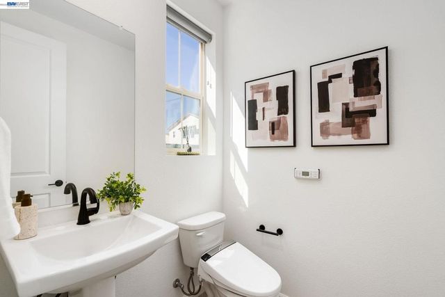 6017 Basaltina Pl, Dublin, CA 94568