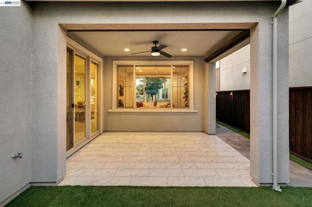 6017 Basaltina Pl, Dublin, CA 94568