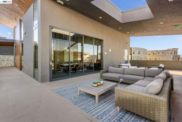 6017 Basaltina Pl, Dublin, CA 94568