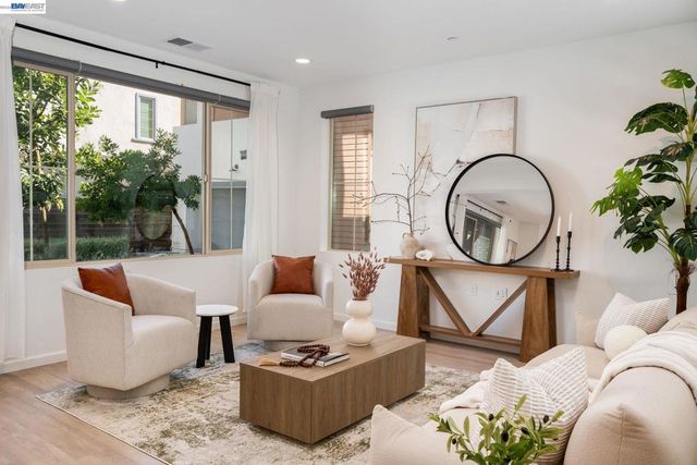 6017 Basaltina Pl, Dublin, CA 94568