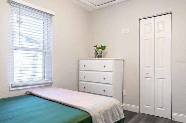 4327 17TH AVENUE S, St Petersburg, FL 33711