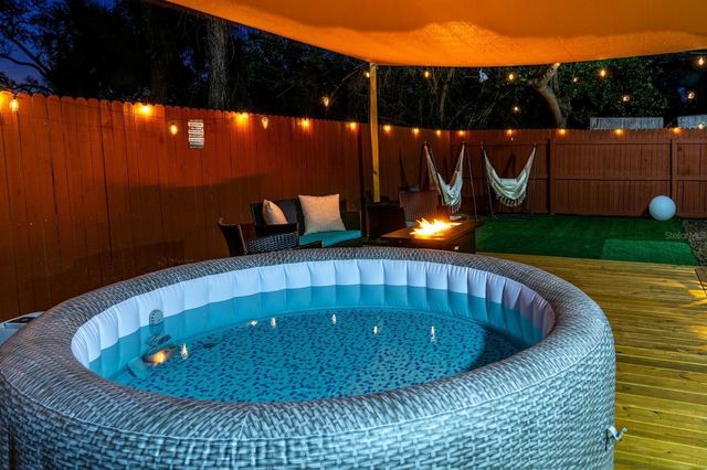 4327 17TH AVENUE S, St Petersburg, FL 33711