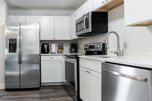 4327 17TH AVENUE S, St Petersburg, FL 33711