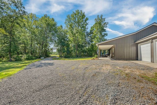 818 Frasier Lane, Pineville, SC 29468