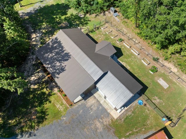 818 Frasier Lane, Pineville, SC 29468