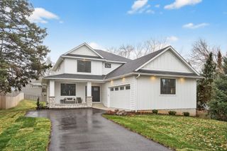 5319 Glenwood Avenue, Golden Valley, MN 55422