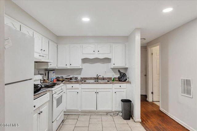 99 Lark Street, Albany, NY 12210