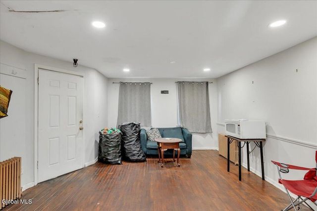 99 Lark Street, Albany, NY 12210