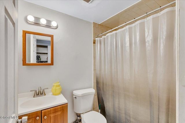 99 Lark Street, Albany, NY 12210