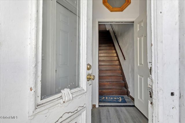 99 Lark Street, Albany, NY 12210