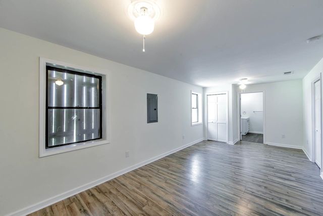 102 E 42nd St, Cut Off, LA 70345