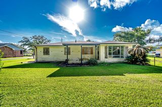 102 E 42nd St, Cut Off, LA 70345