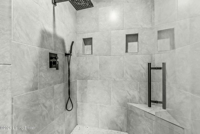 16802 Polo Fields Ln, Louisville, KY 40245