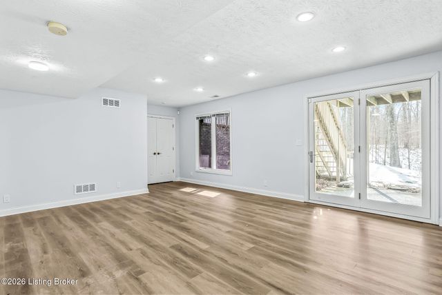 16802 Polo Fields Ln, Louisville, KY 40245