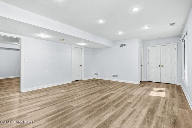 16802 Polo Fields Ln, Louisville, KY 40245