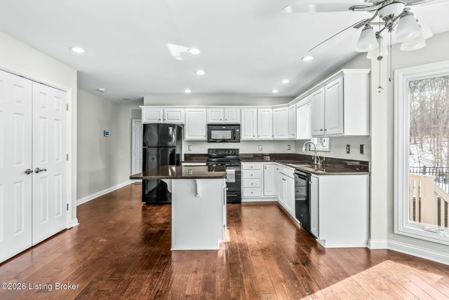 16802 Polo Fields Ln, Louisville, KY 40245