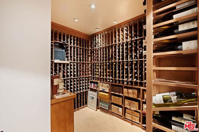 1240 N Wetherly Drive, Los Angeles, CA 90069