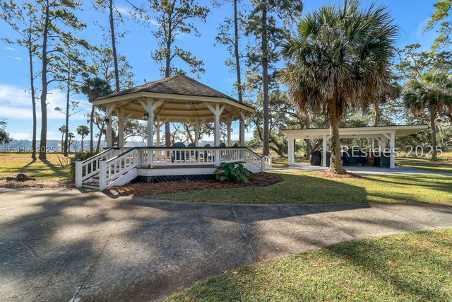 45 Linden Park Dr E, Bluffton, SC 29910