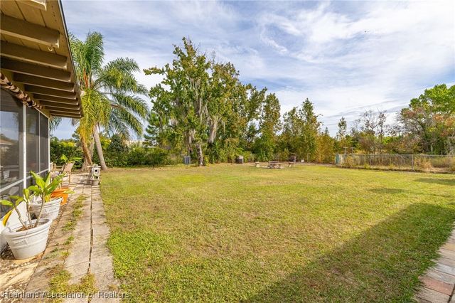 4 Pine Street, Lake Placid, FL 33852