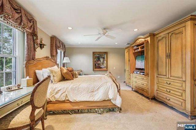 400 Faletti Circle, River Vale, NJ 07675