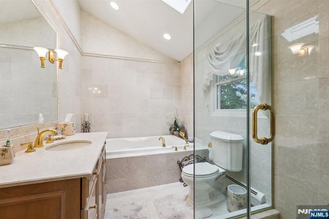 400 Faletti Circle, River Vale, NJ 07675