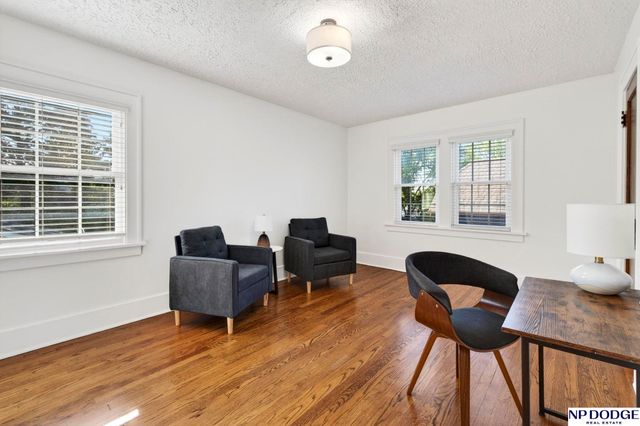 515 S 51st Avenue, Omaha, NE 68106