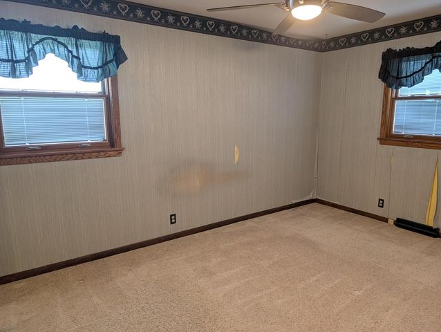 W148N8147 University DRIVE, Menomonee Falls, WI 53051