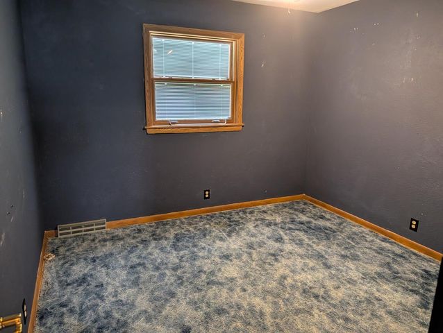 W148N8147 University DRIVE, Menomonee Falls, WI 53051