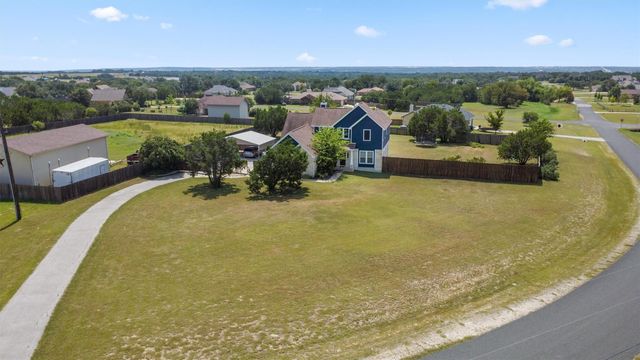 208 Dawn DR, Liberty Hill, TX 78642