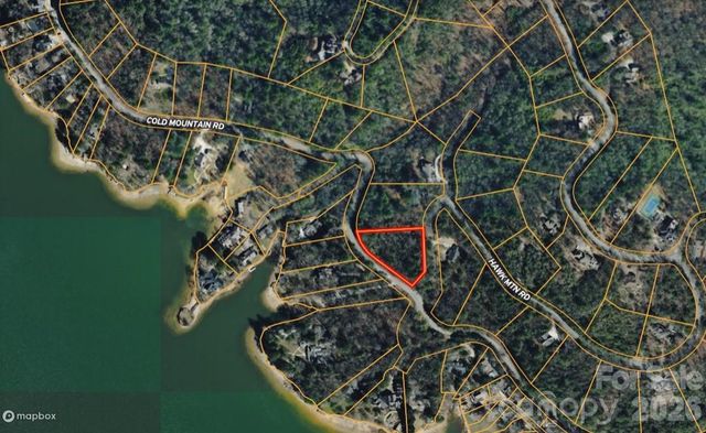 000 Hawk Mountain Road, Lake Toxaway, NC 28747