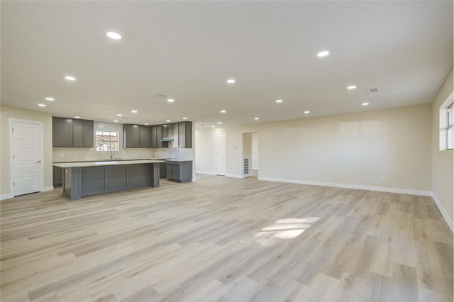 3416 Walnut Drive, Bay City, TX 77414