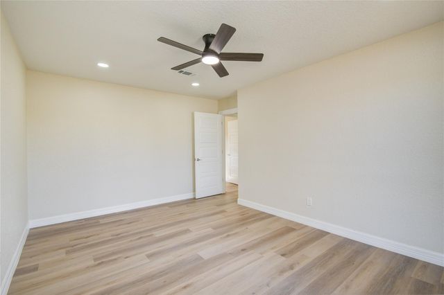 3416 Walnut Drive, Bay City, TX 77414