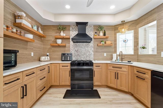 303 BEACON POINT DR, Perryville, MD 21903