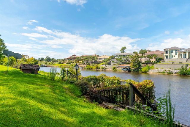 1749 Cliffwood Dr., Myrtle Beach, SC 29572