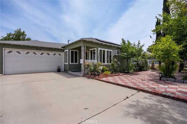 7838 Craner Avenue, Sun Valley, CA 91352