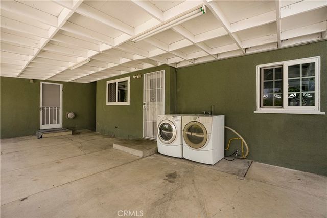7838 Craner Avenue, Sun Valley, CA 91352