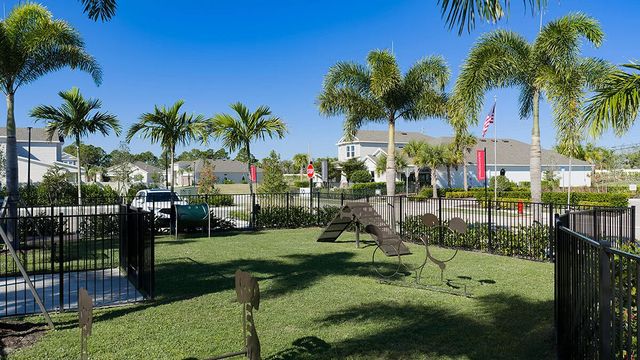 601 SE Ranch Oak Circle, Port St. Lucie, Port St Lucie, FL 34984