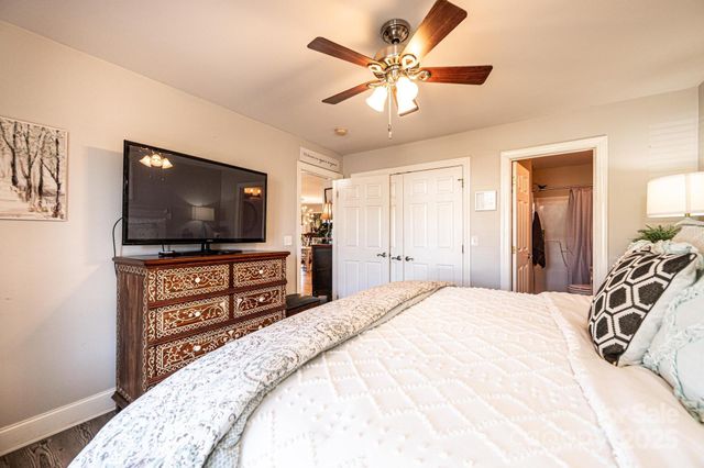 96 Stable Brook Lane, Taylorsville, NC 28681