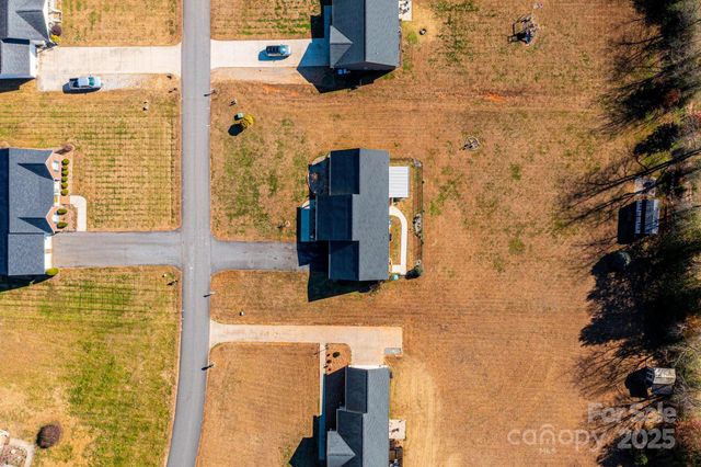 96 Stable Brook Lane, Taylorsville, NC 28681