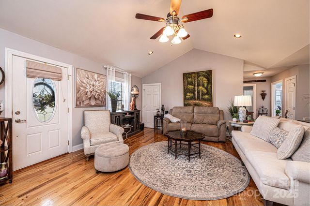 96 Stable Brook Lane, Taylorsville, NC 28681