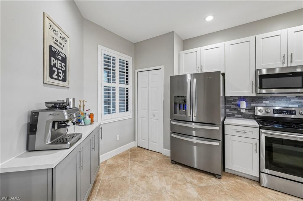14966 Summit Place CIR, NAPLES, FL 34119 — photo 5