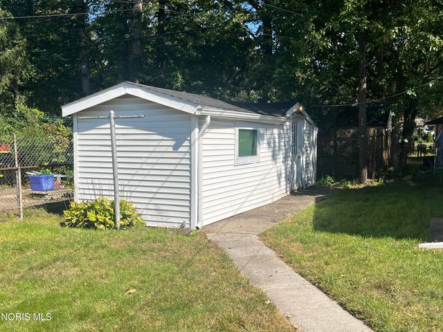 3206 Waldmar Road, Toledo, OH 43615
